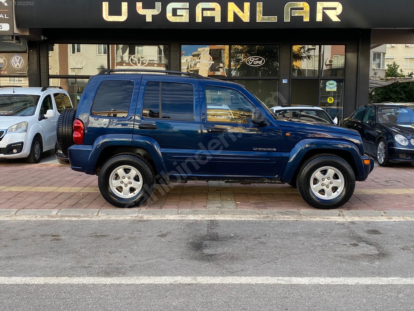 UYGANLAR'DAN JEEP CHEROKEE 3.7 LİMİTED OTOMATİK LPG Lİ