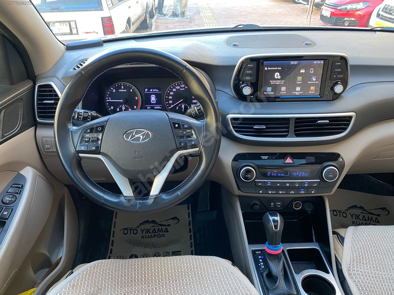 UYGANLAR'DAN HYUNDAİ TUCSON 1.6 CRDİ STYLEPLUS CAMTAVAN DERİ DÖŞ