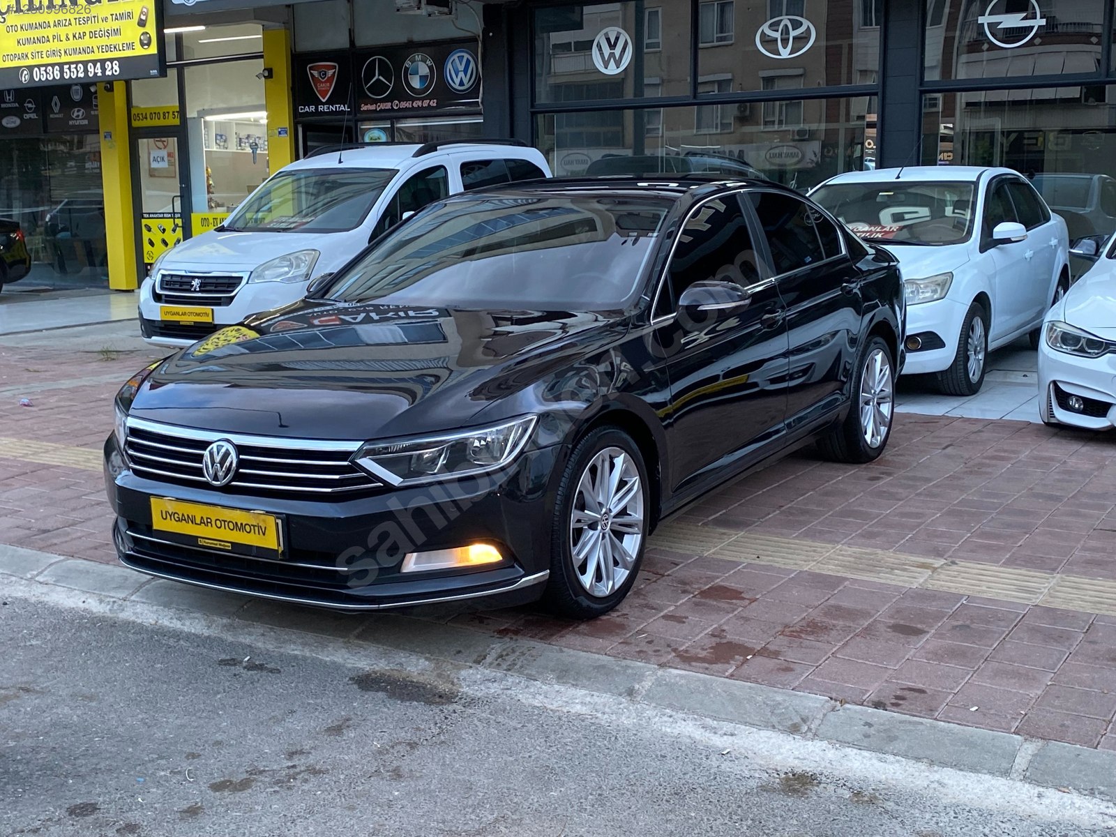 UYGANLAR'DAN VOLKSWAGEN PASSAT 1.6 TDİ BLUEMOTİON DSG (OTOMATİK)