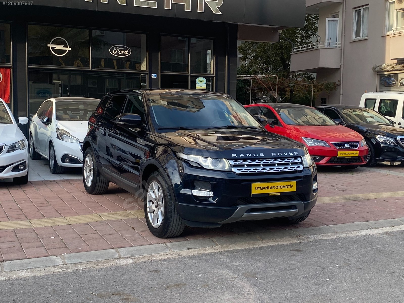 UYGANLAR'DAN RANGE ROVER EVOQUE 2.0Sİ4 DYNAMİC OTOMATİK CAM TVN