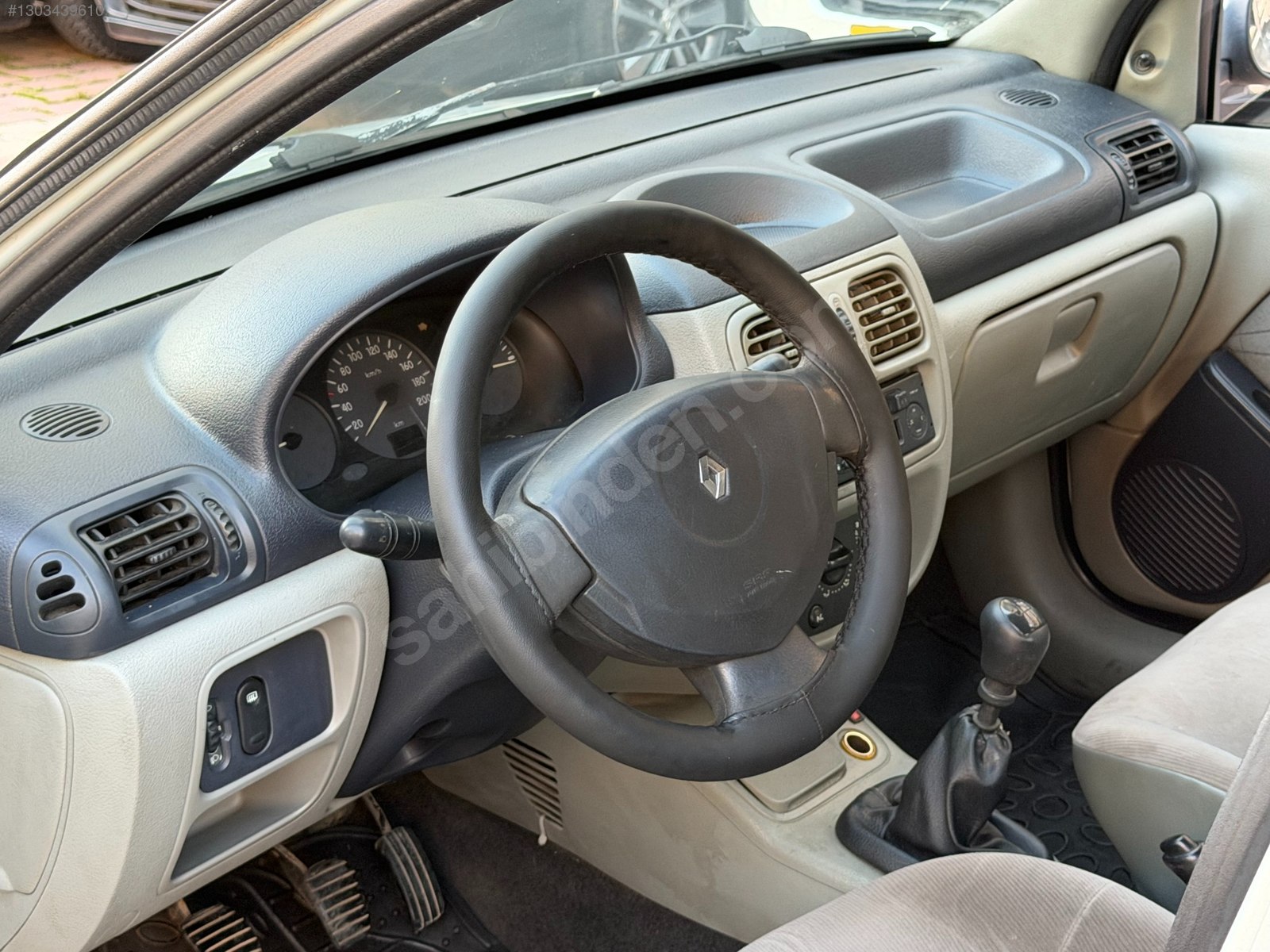 UYGANLAR'DAN RENAULT CLİO 1.5 DCİ SYMBOL