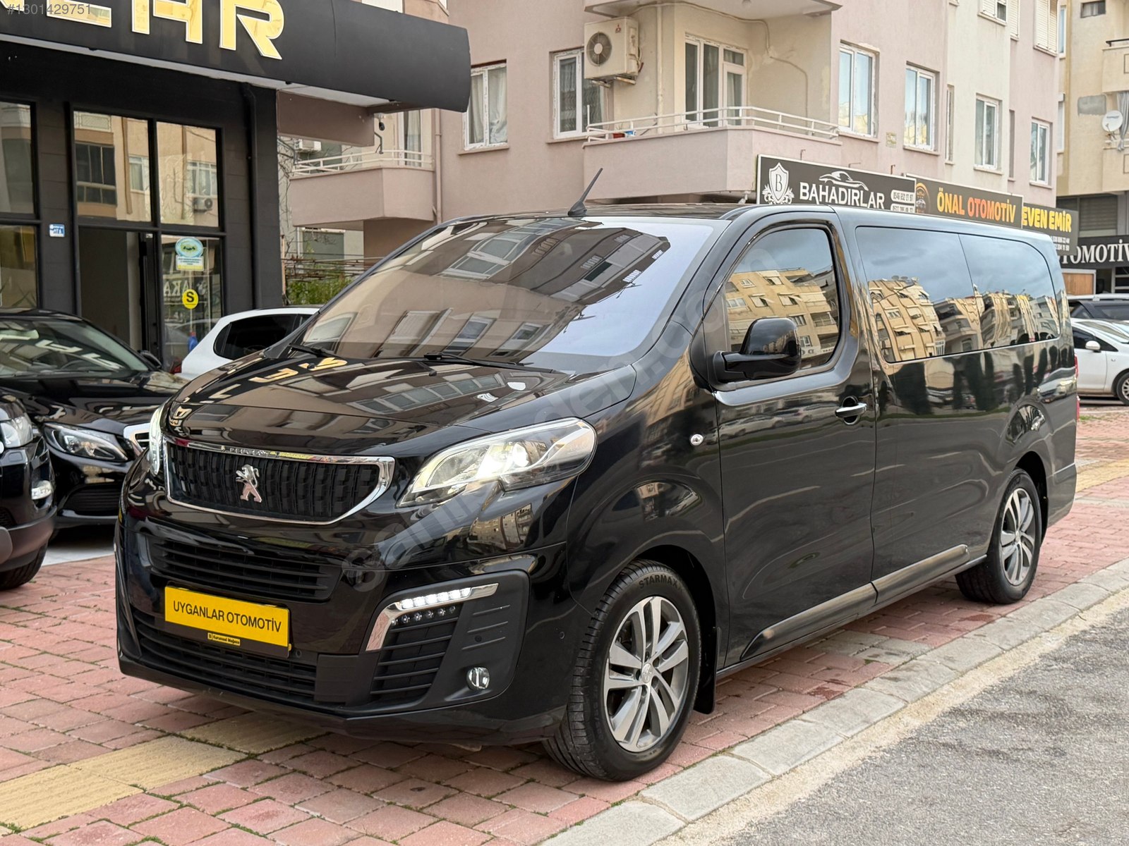 UYGANLAR'DAN PEUGEOT EXPERT TRAVELLER 2.0 BLUE HDİ 8 EAT ALLURE