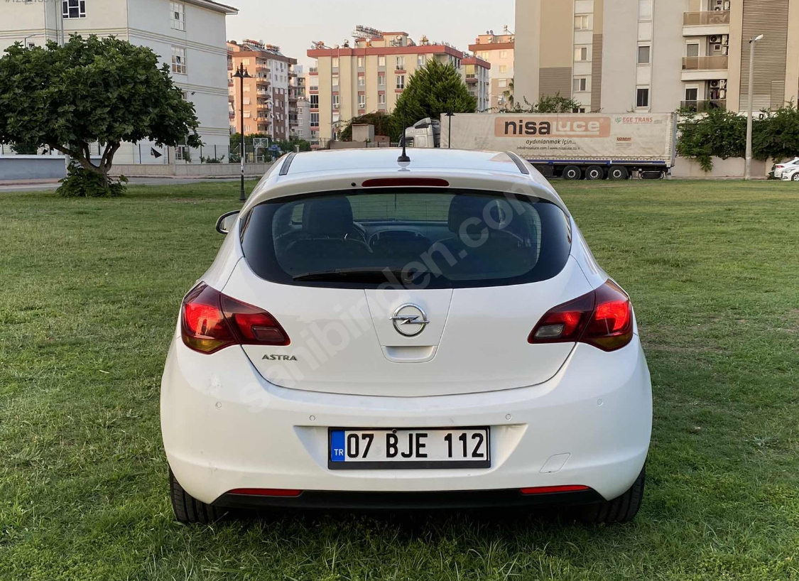 OPEL ASTRA COSMO 1.3CDTi-AFL FAR- KATLANIR AYNA VS senetle araba