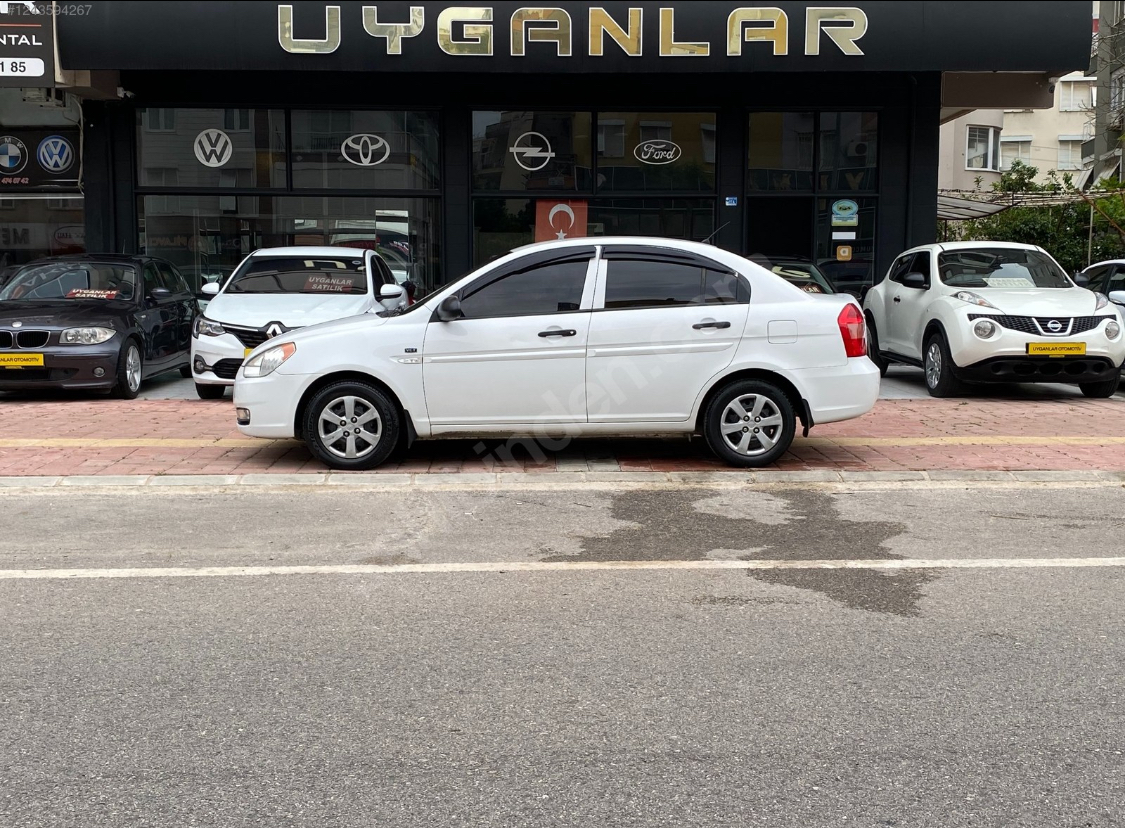 HYUNDAİ ACCENT ERA 1.5 CRDİ VGT TEAM-ABS Lİ 