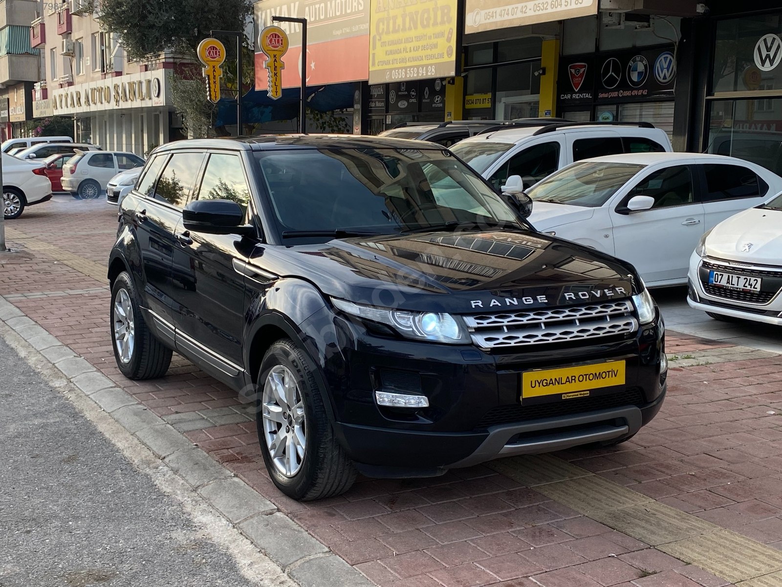 UYGANLAR'DAN RANGE ROVER EVOQUE 2.0Sİ4 DYNAMİC OTOMATİK CAM TVN