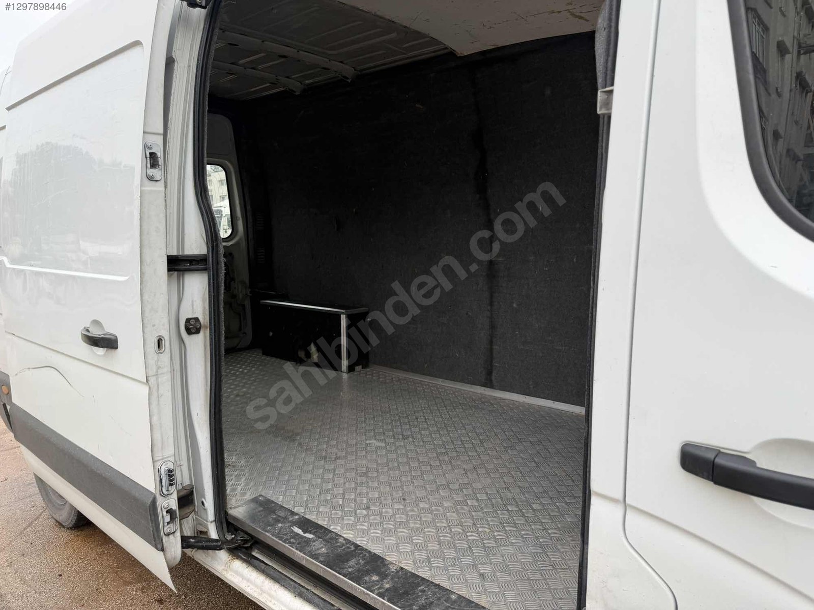 UYGANLAR'DAN RENAULT MASTER 13m3