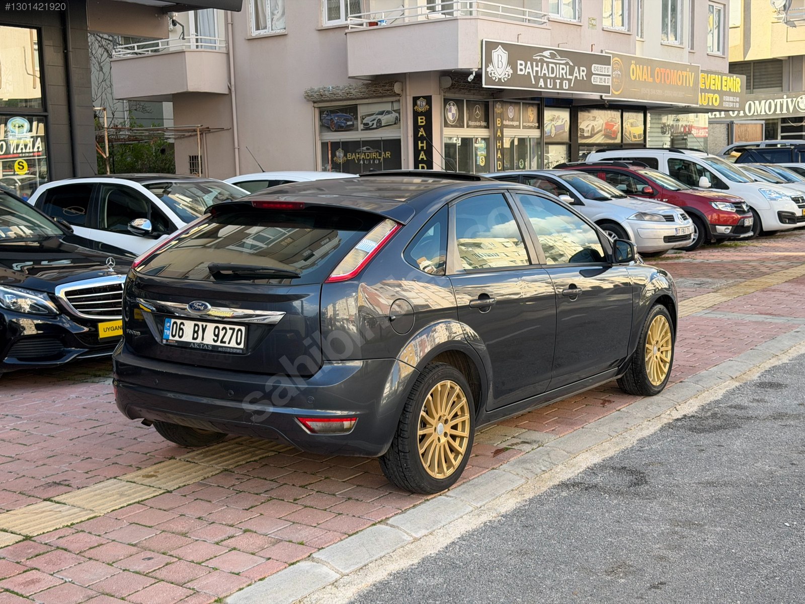 UYGANLAR'DAN FORD FOCUS 1.6 TİTANİUM SUNROOFLU (112000) KM DE