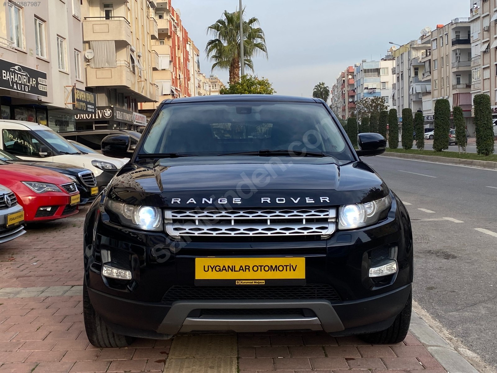 UYGANLAR'DAN RANGE ROVER EVOQUE 2.0Sİ4 DYNAMİC OTOMATİK CAM TVN