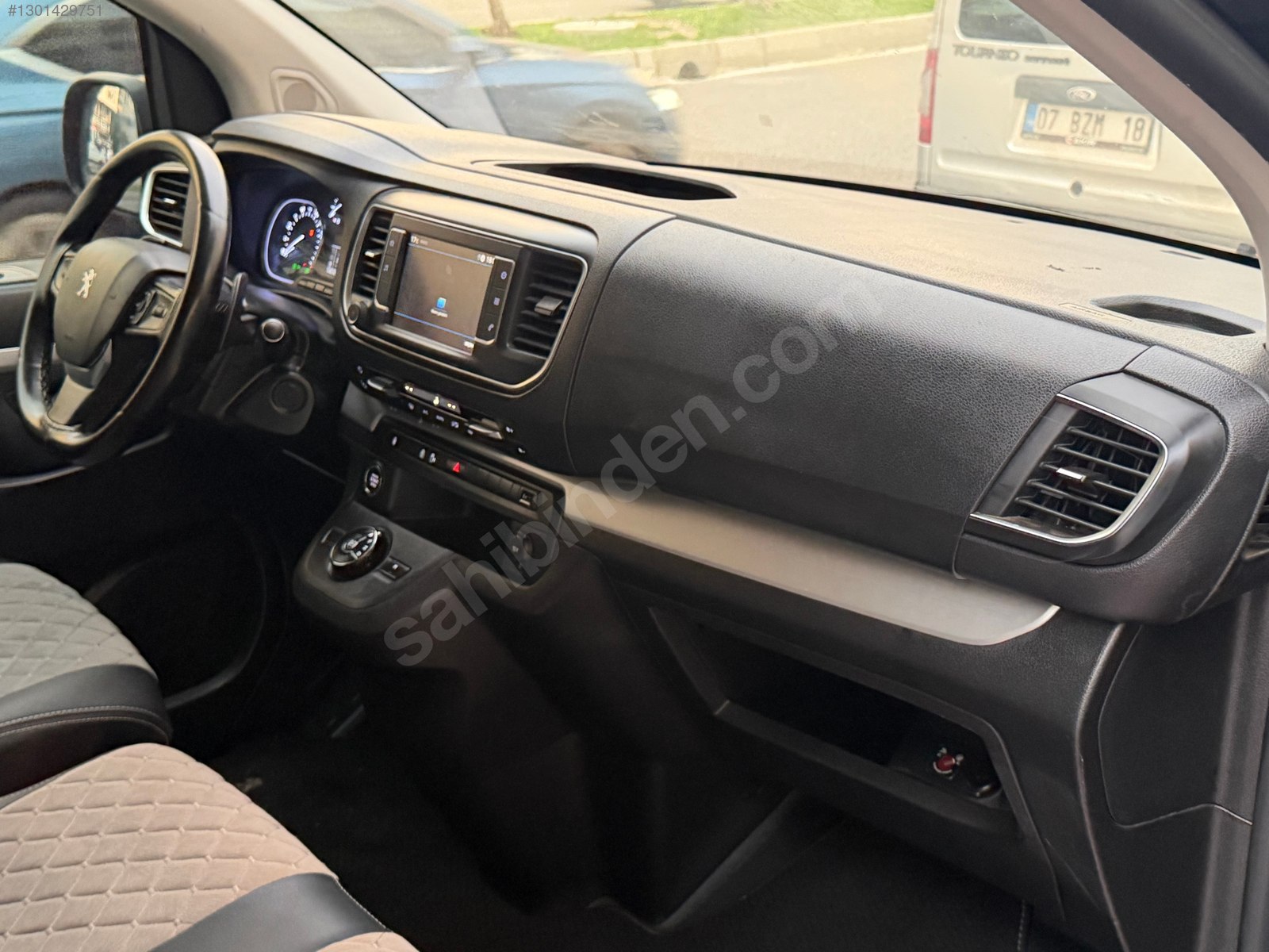 UYGANLAR'DAN PEUGEOT EXPERT TRAVELLER 2.0 BLUE HDİ 8 EAT ALLURE