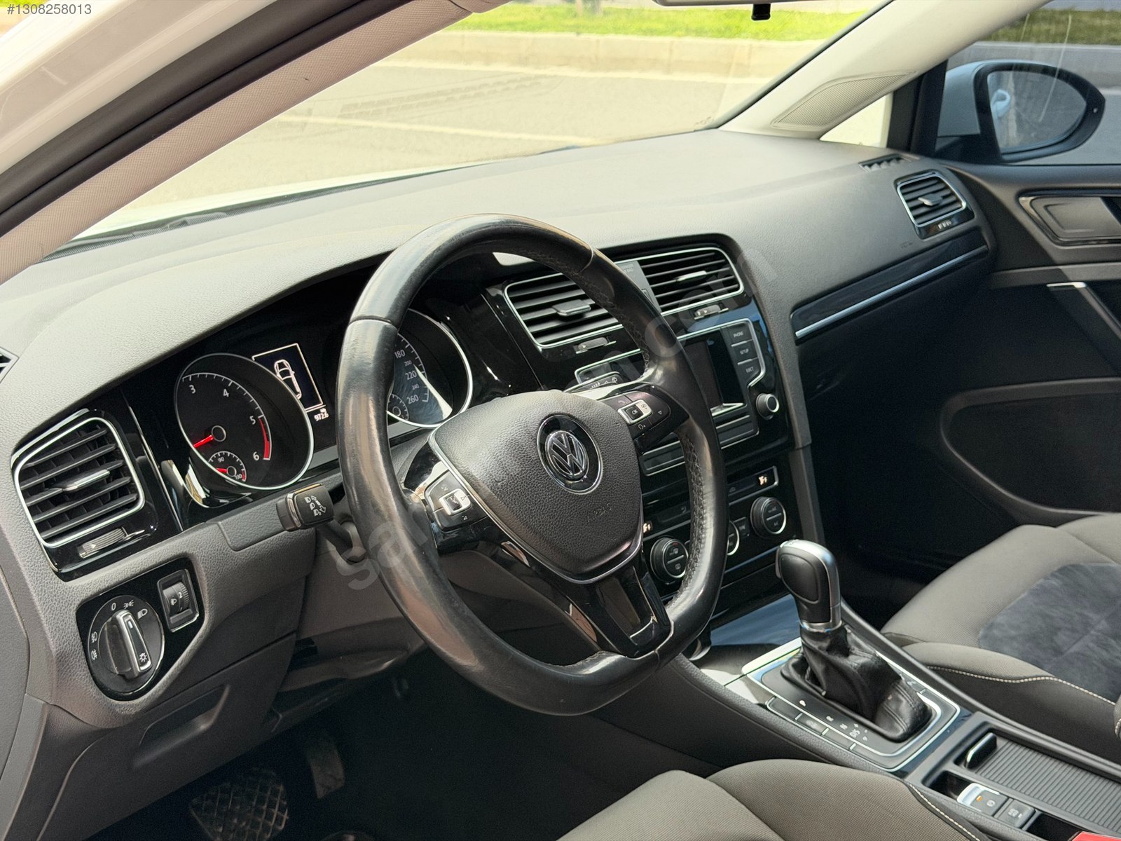 VOLKSWAGEN GOLF 1.6 TDİ BLUEMOTİON COMFORTLİNE