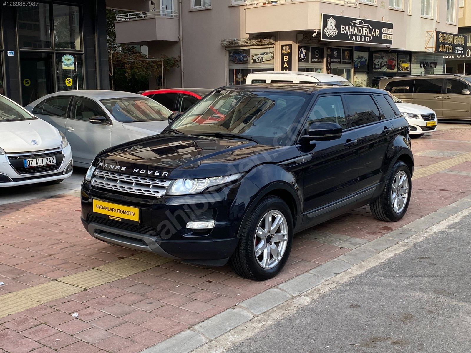UYGANLAR'DAN RANGE ROVER EVOQUE 2.0Sİ4 DYNAMİC OTOMATİK CAM TVN