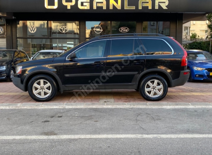 VOLVO XC90 2.4 D5 GEARTRONİC 7 KİŞİLİK vadeli araba satışı ototaksitle