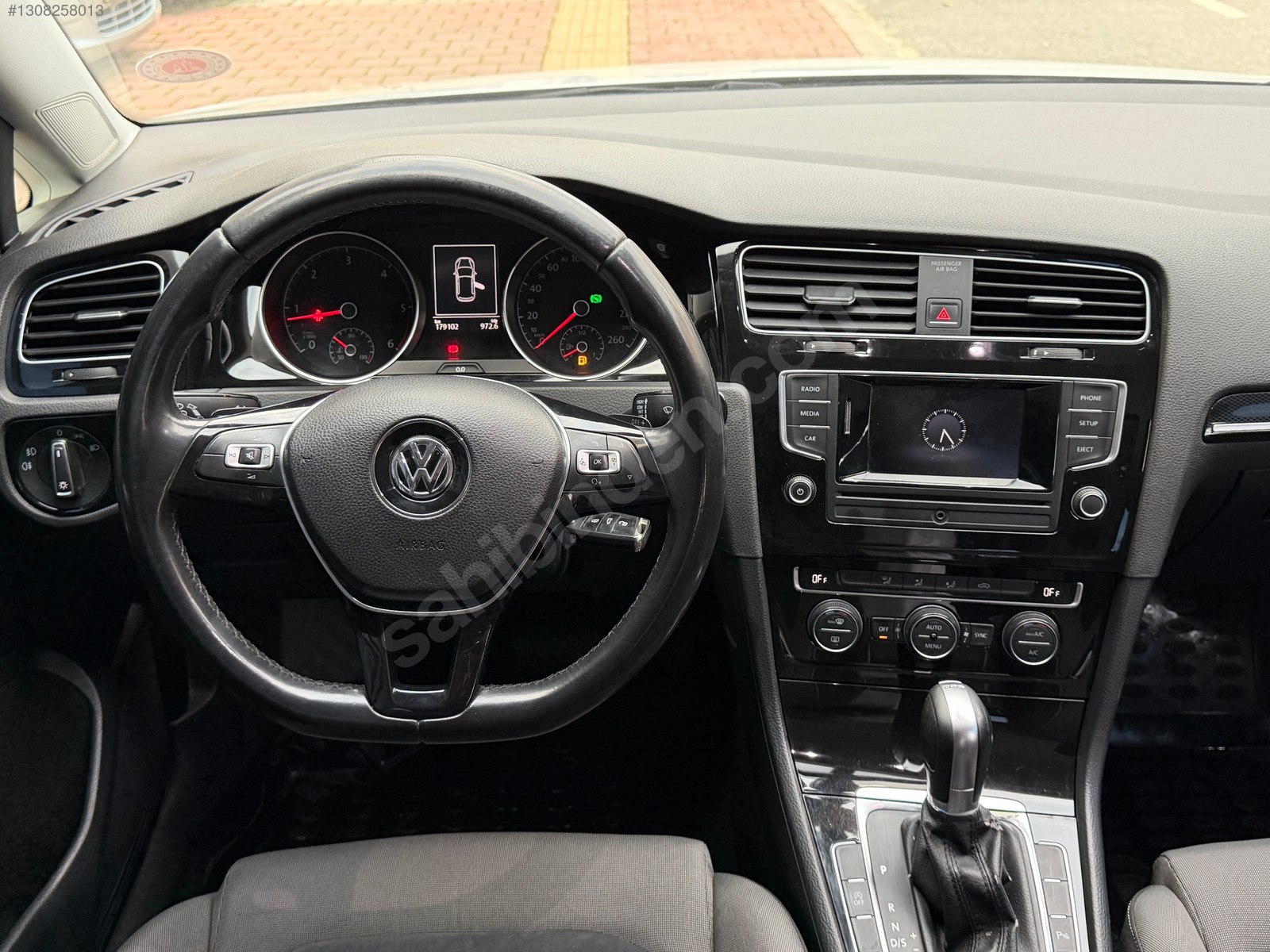 VOLKSWAGEN GOLF 1.6 TDİ BLUEMOTİON COMFORTLİNE