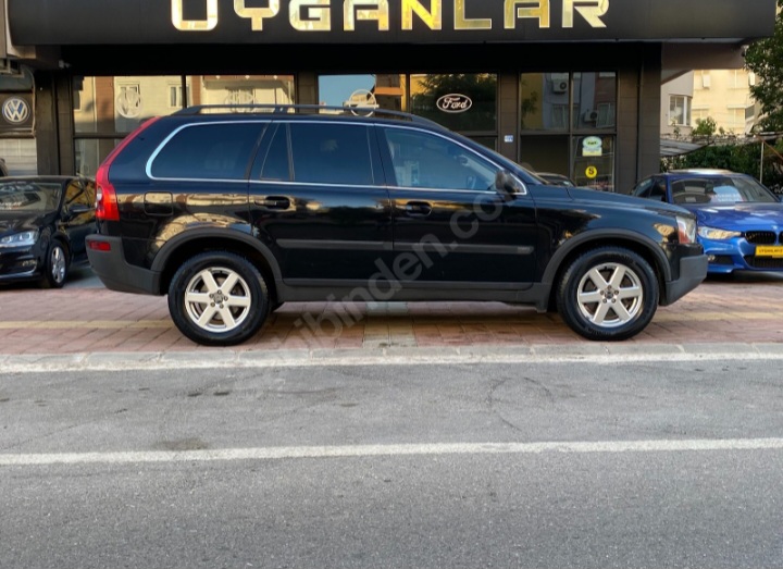 VOLVO XC90 2.4 D5 GEARTRONİC 7 KİŞİLİK vadeli araba satışı ototaksitle
