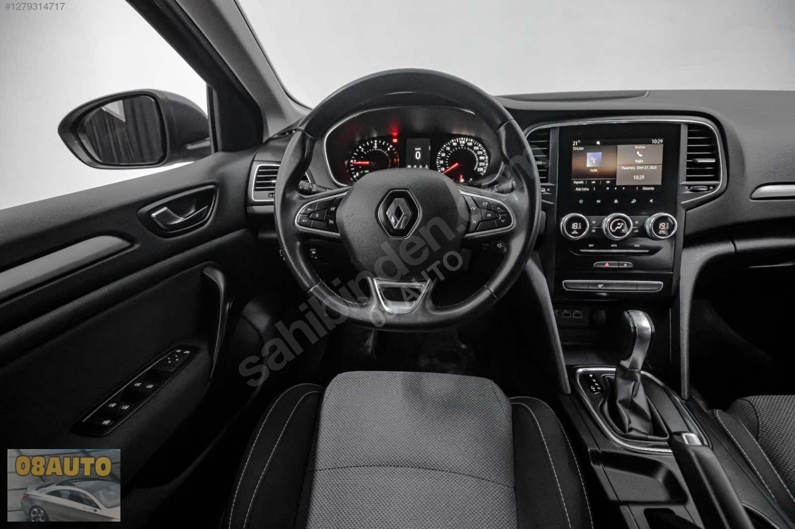 08 auto'dan Megane 4 hastasına hatasız %20 faturalı