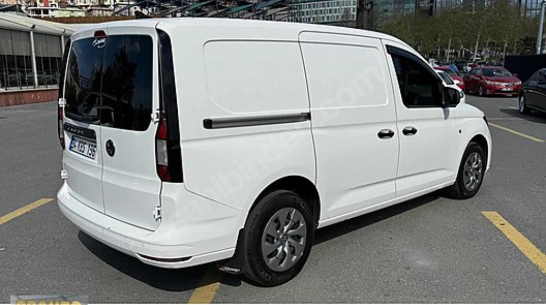 2022 ÇIKIŞ VW CADDY 2.0 TDI KARGO MAXİ 106 BİN KM'DE senetle araba