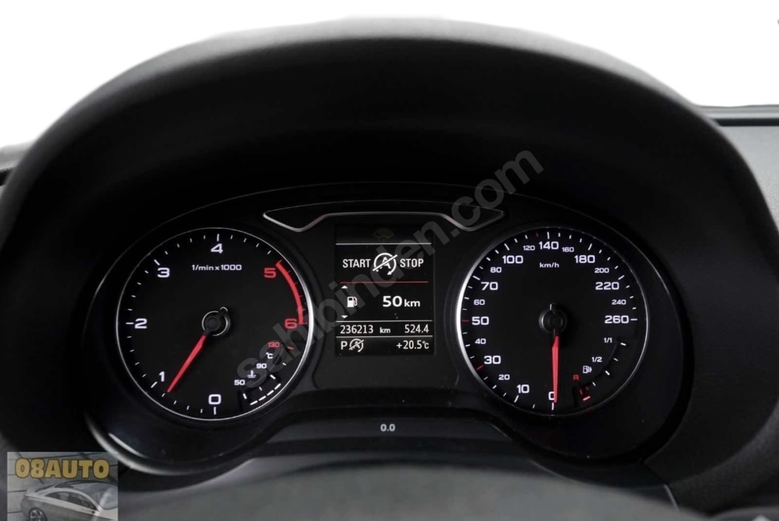 AUDİ A3 1.6TDI OTOMATİK VİTES