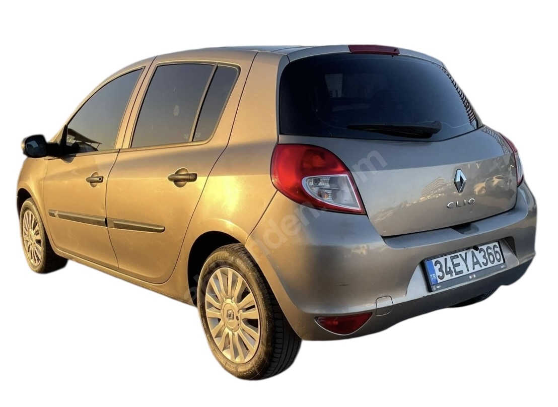 RENAULT CLİO 3 1.2 16V 240.000KM KLİMA / AUX / ISOFİX