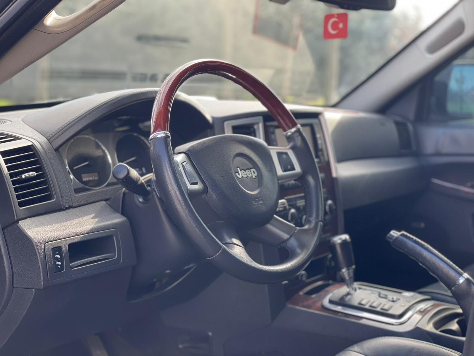 2011 MODEL Grand Cherokee 3.0 CRD Limited 