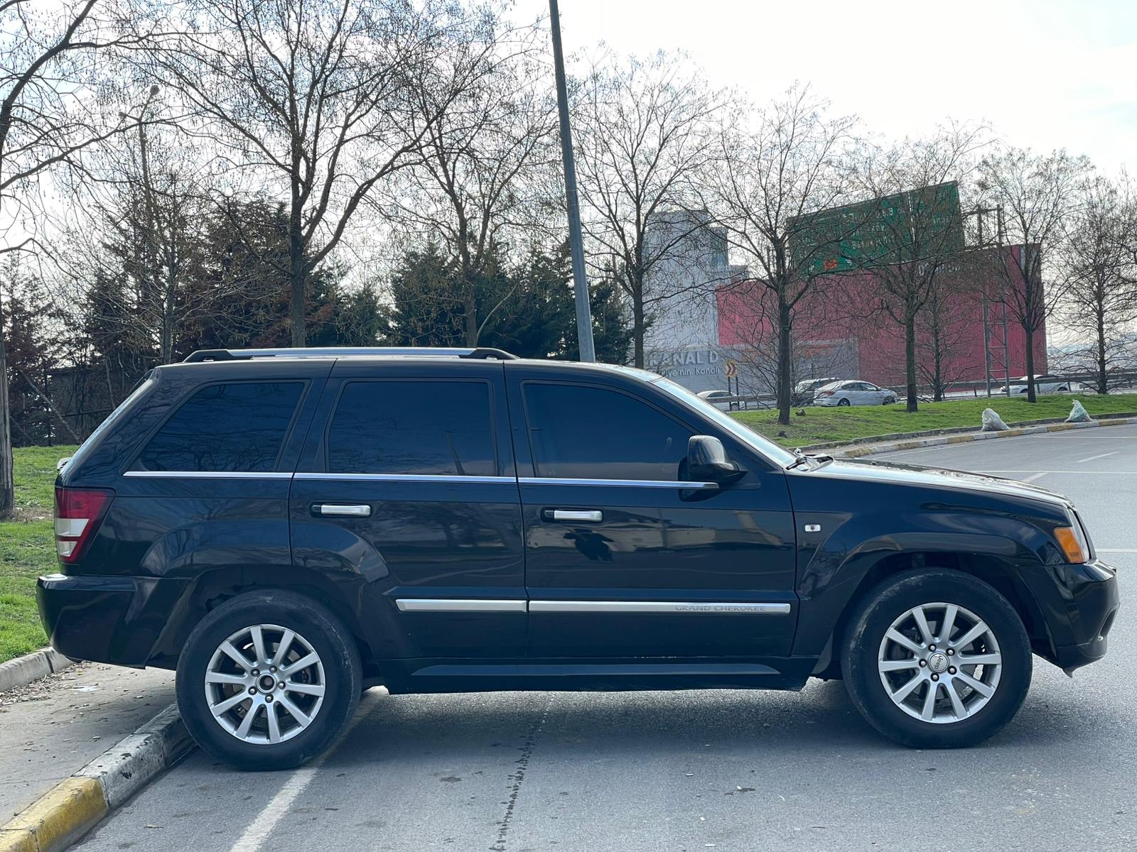 2011 MODEL Grand Cherokee 3.0 CRD Limited 