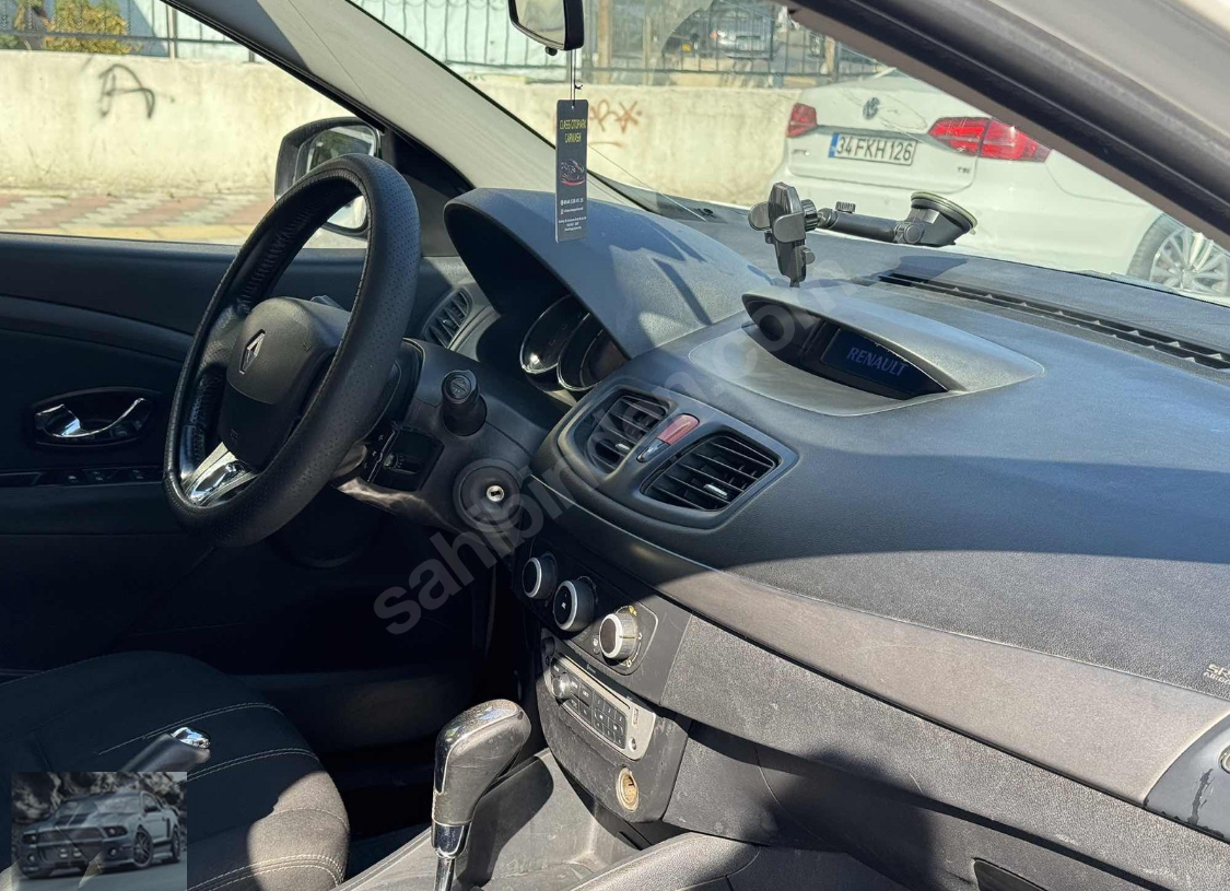 2015 MODEL RENAULT AĞIR HASARLI