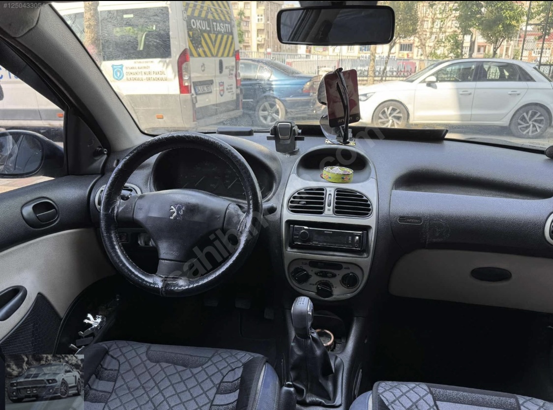 2005 model Peugeot 206 elden senetle taksitle vadeli araba