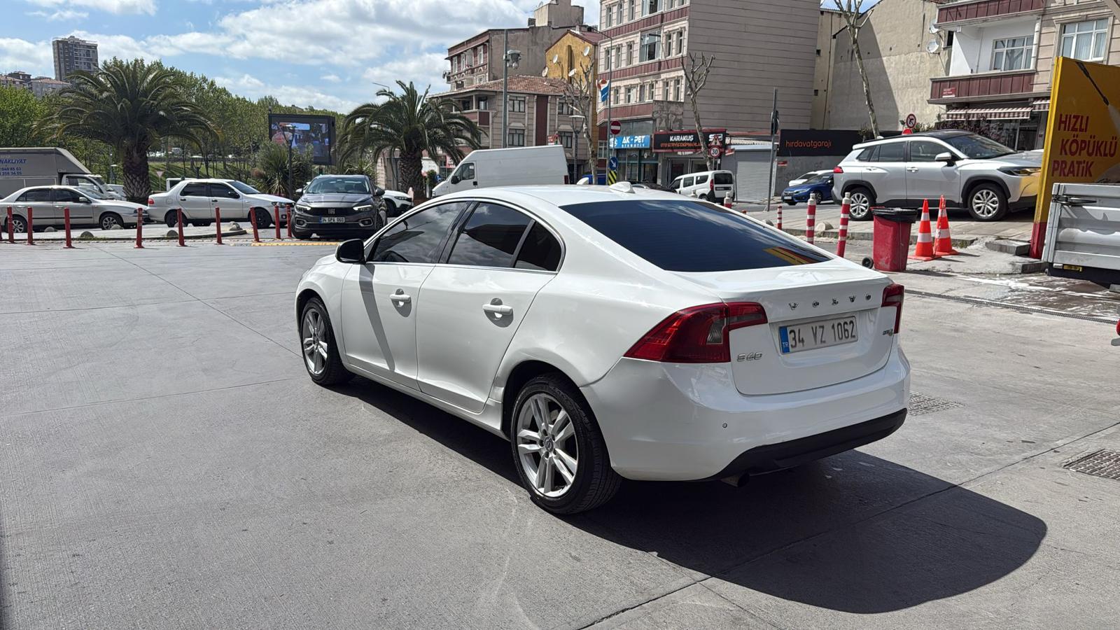 ÖZ ÇAĞDAŞ OTOMOTİV DEN 2012 MODEL VOLVO(elden senetle araba)