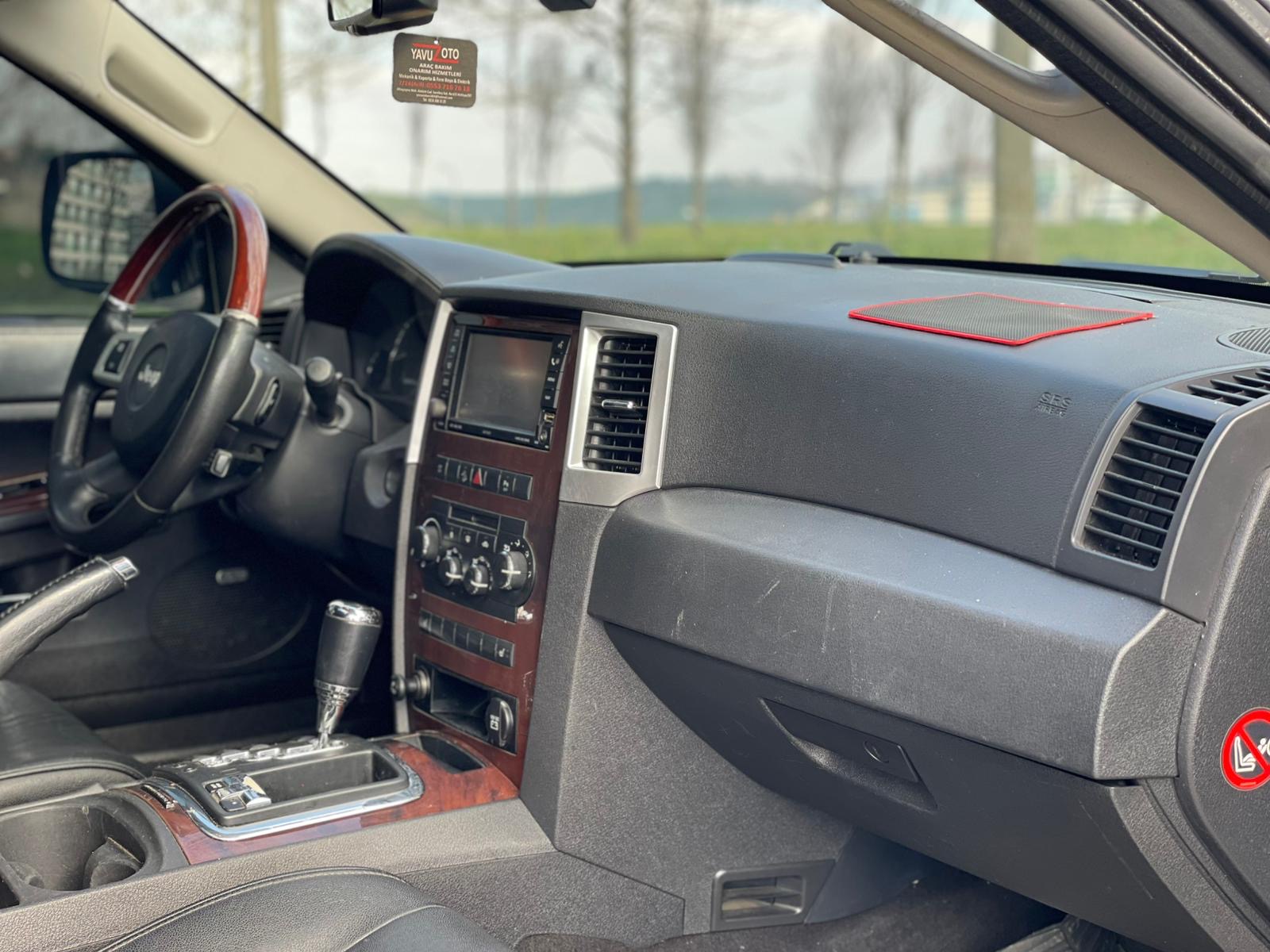 2011 MODEL Grand Cherokee 3.0 CRD Limited 