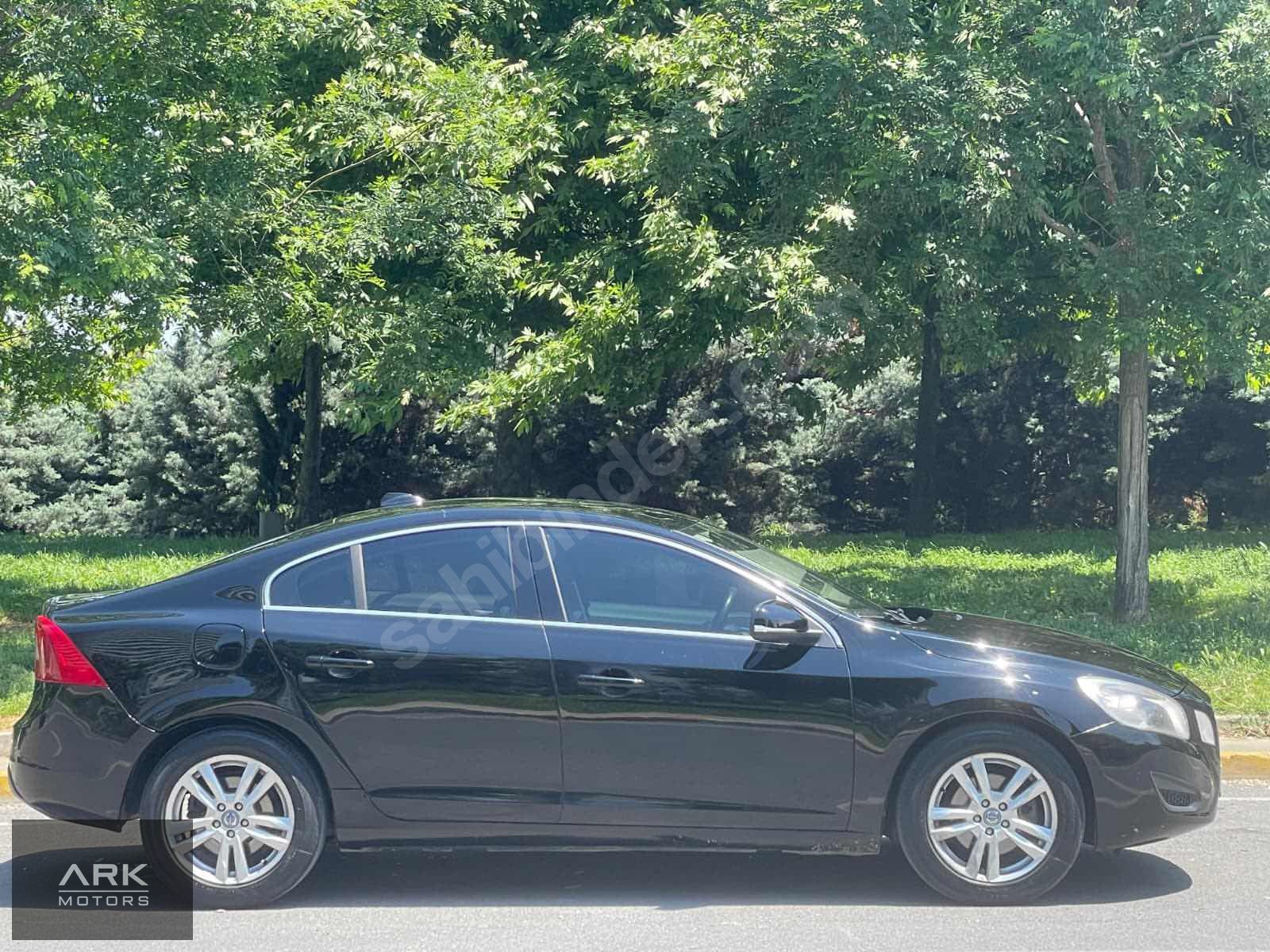 2012 VOLVO.S60 PREMIUM 115 DIZEL OTOMATIK FULL DONANIM TERTEMİZ.