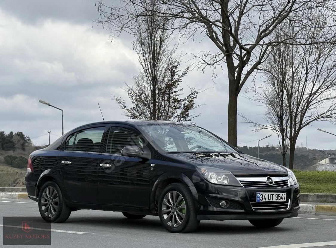 2010 MODEL OPEL ASTRA 1.3 CDTI 111. YIL EN FULL PAKETİ TERTEMİZ.