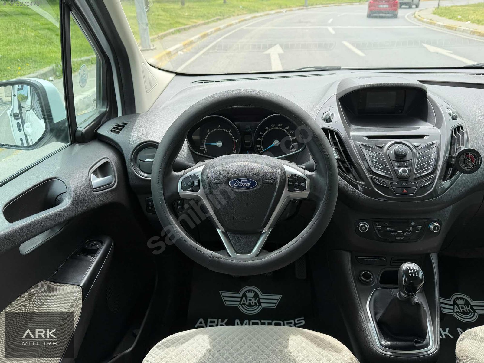 2014 MODEL FORD COURİER 1.6TDCI TİTANİUM TERTEMİZ DÜŞÜK KM
