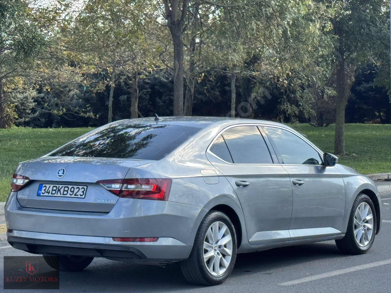2018 SKODA SUPERB 1.6TDI STYLE DSG HAFIZALI KOLTUK BÜYÜK EKRAN