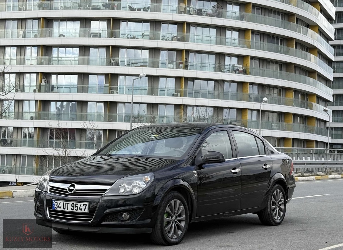 2010 MODEL OPEL ASTRA 1.3 CDTI 111. YIL EN FULL PAKETİ TERTEMİZ.