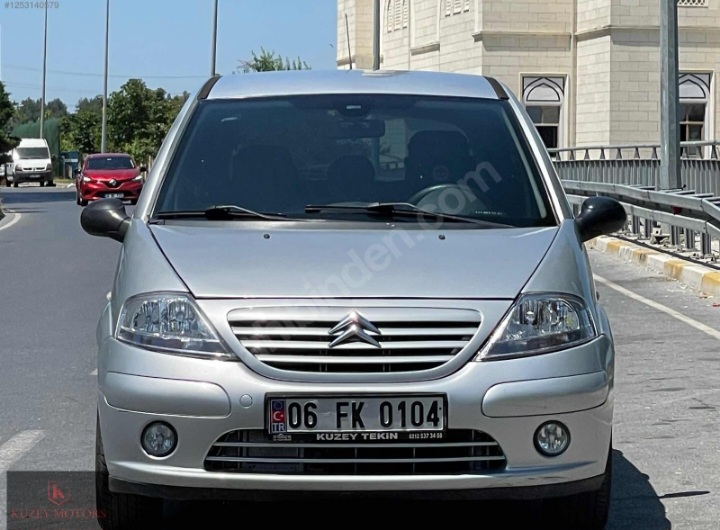 2005 MODEL CİTROEN C3 1.4 SX BENZİNLİ.TAM OTOMOTİK DÜŞÜK KM DE..