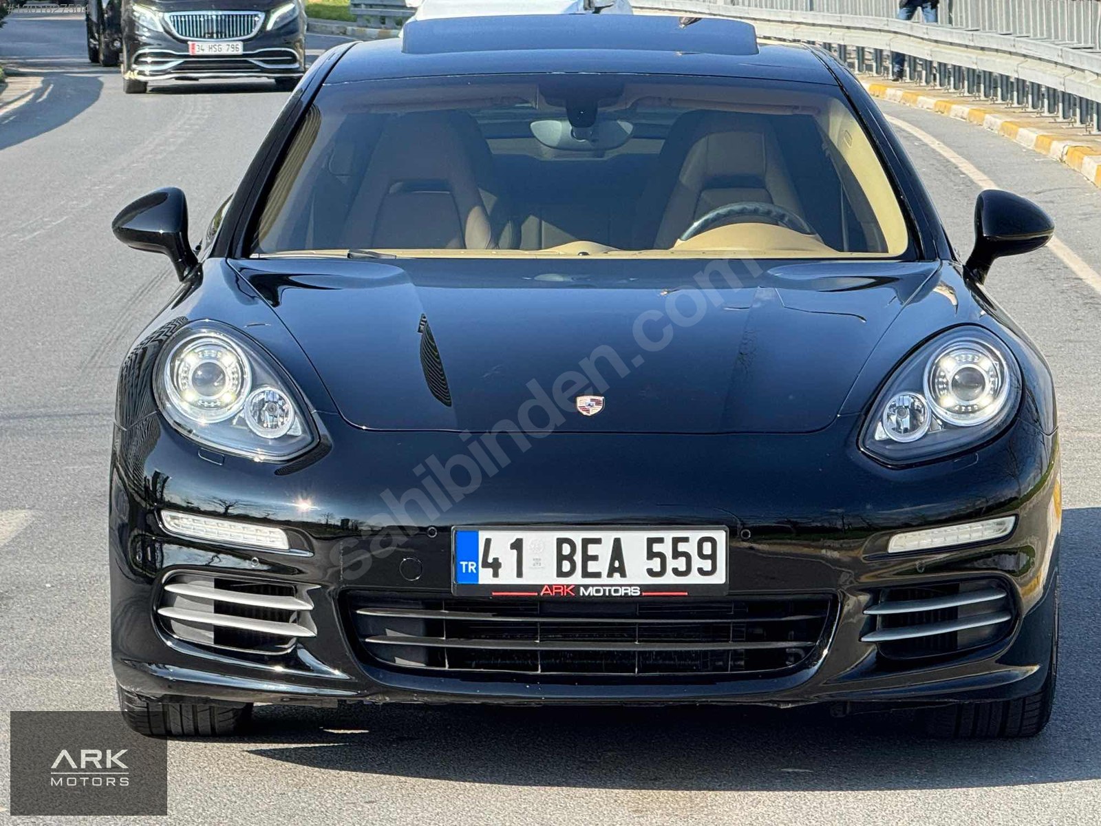 2014 PANAMERA BAYİİ CARBON+ PUSULA+ ISITMA+ SOĞUTMA VAKUMLU KAPI