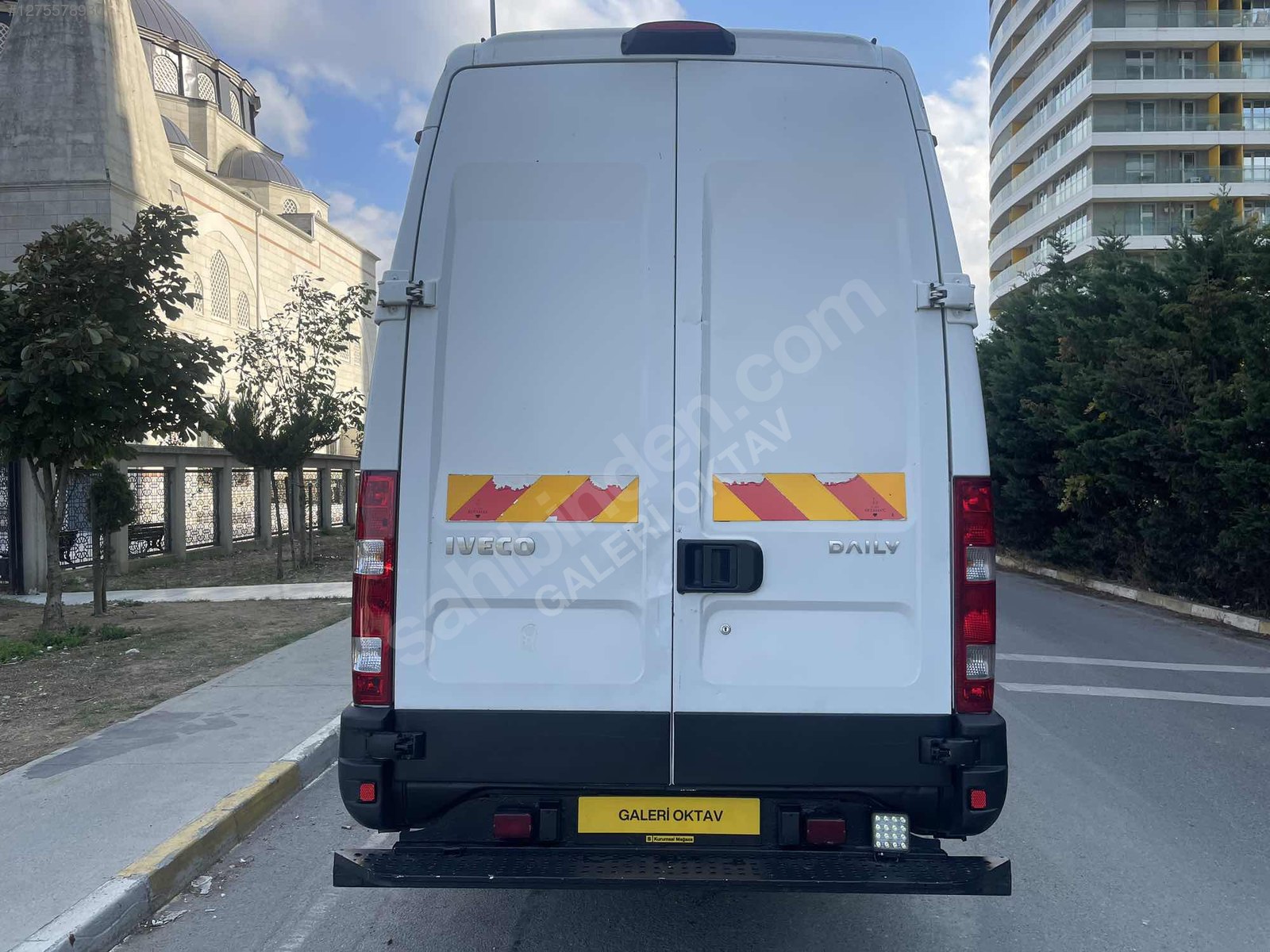 GALERİ OKTAV'DAN IVECO 70C17 3950WB 280000 KM..KLİMALI.FIRSAT..