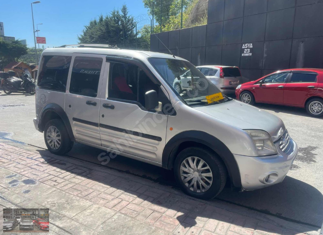 GALERİ OKTAV'DAN FORD CONNECT 1,8 TDCİ elden senetle araba sahibi olun