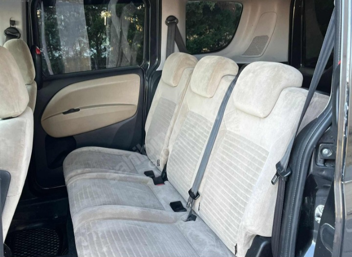 FİAT DOBLO COMBİ 1,3 MULTİJET PREMİO. elden senetle oto taksitle
