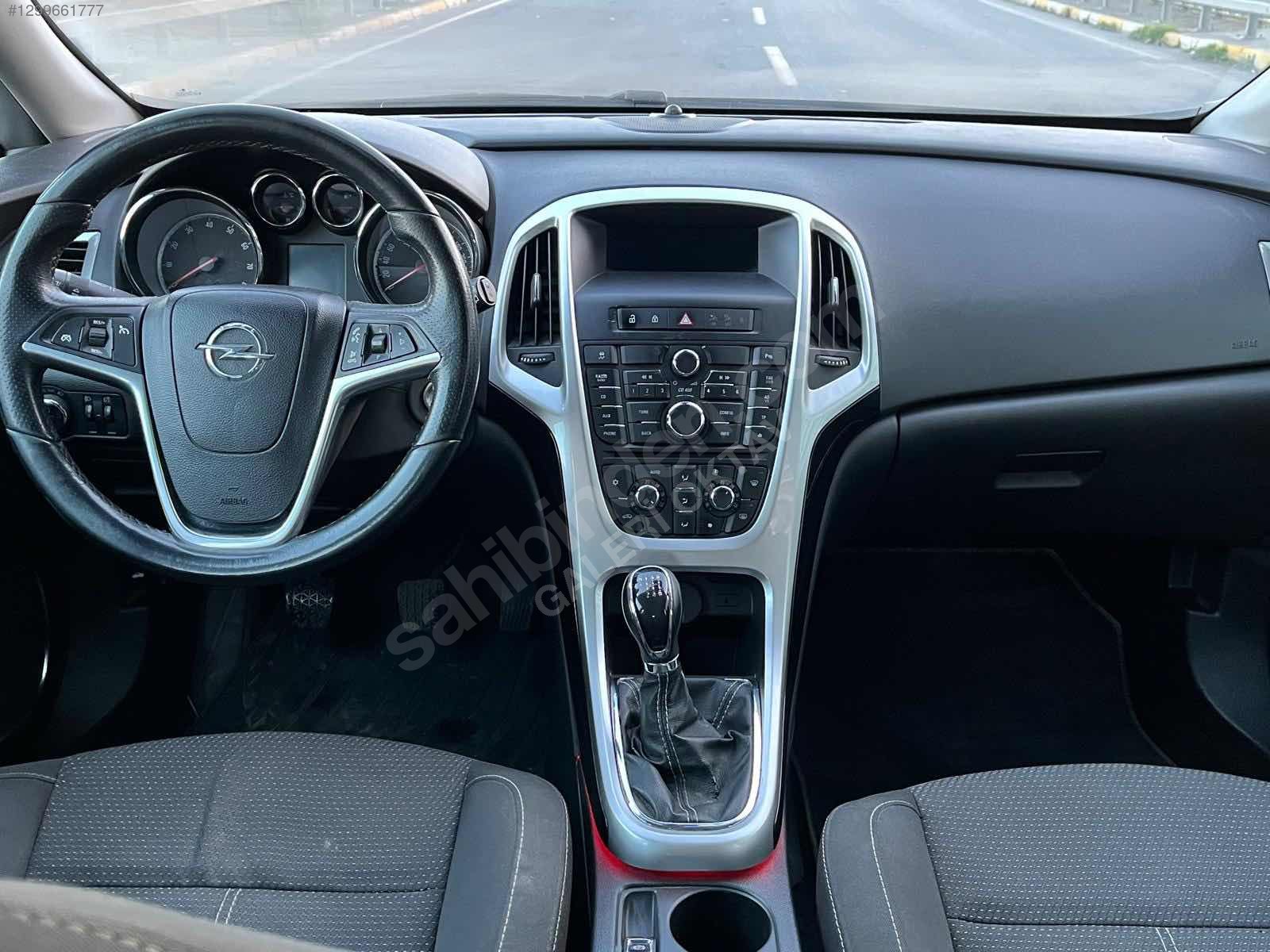vadeli araç  OPEL ASTRA 1,4 TURBO İLK SAHİBİNDE TERTEMİZ...