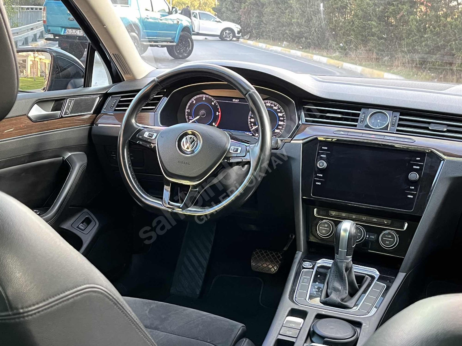 GALERİ OKTAV'DAN VOKSWAGEN PASSAT 2,0 TDİ 150 BG...