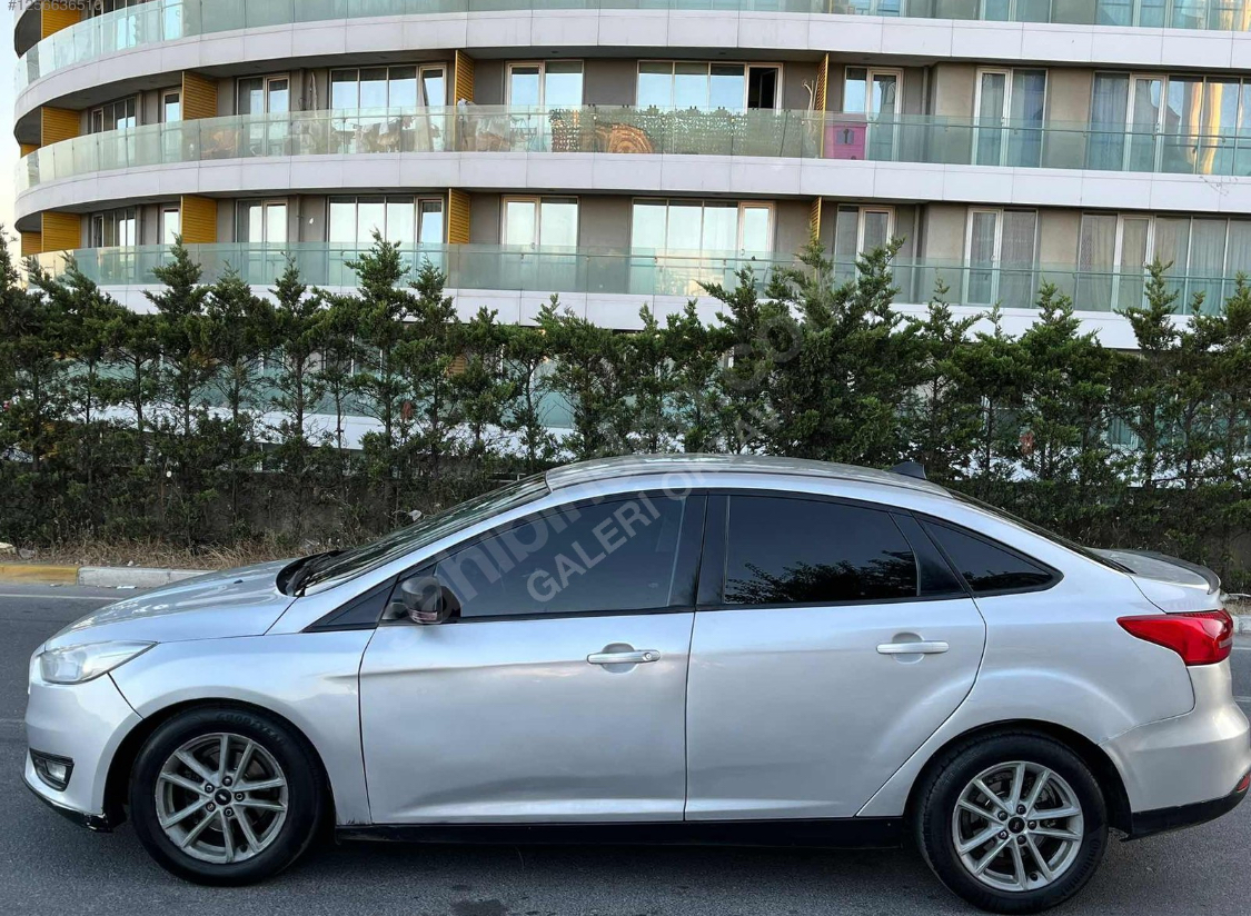 FORD FOCUS TREND X 233000 KM. senetli vadeli satış ototaksitle 