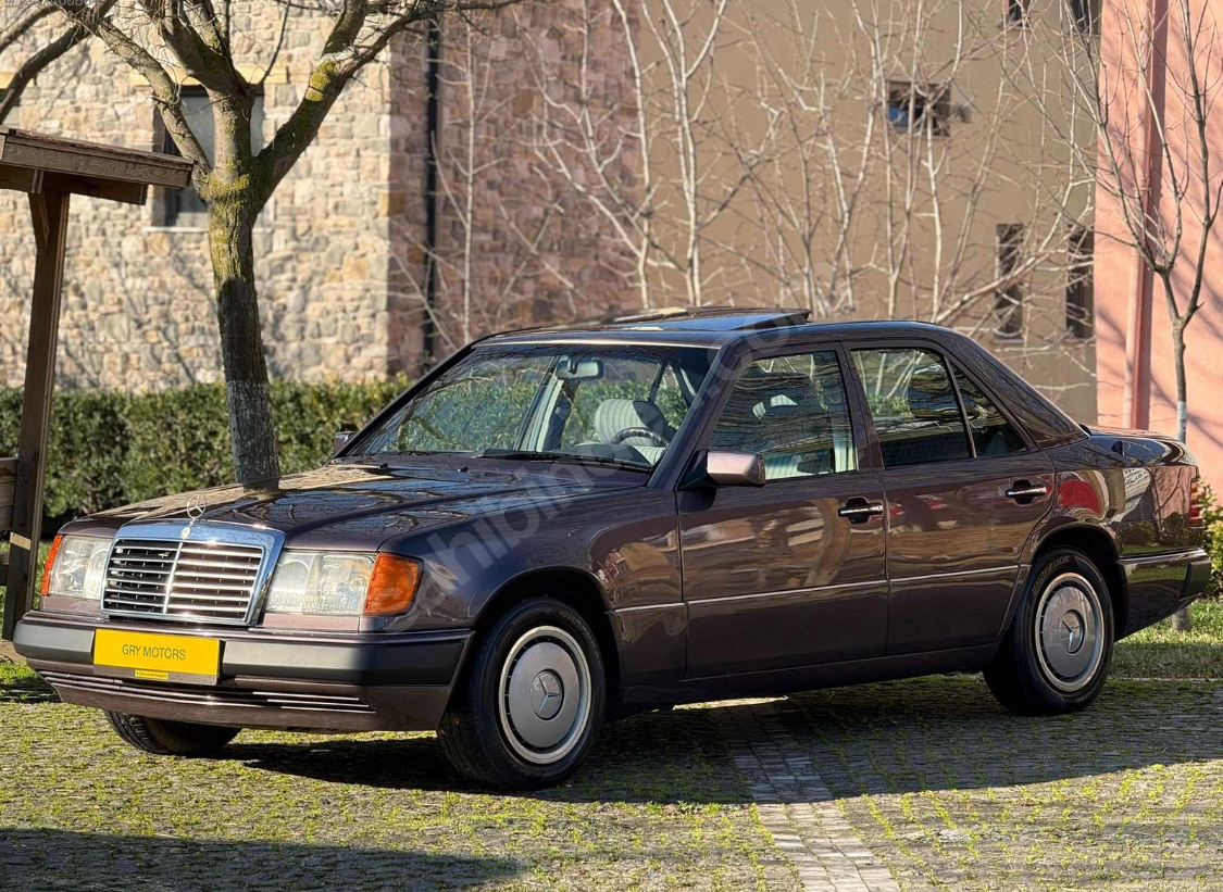 KOLEKSİYONLUK TEMİZLİKTE W124 250 D AUTOMATİC BORNİT oto taksitle
