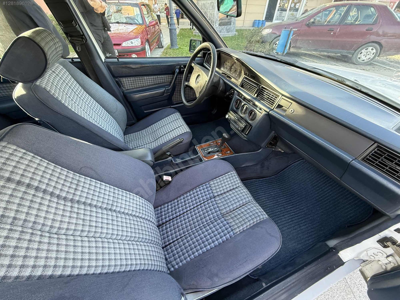 1990 190 E SPORTLINE OTOMATIK KLIMA LACIVERT SALON