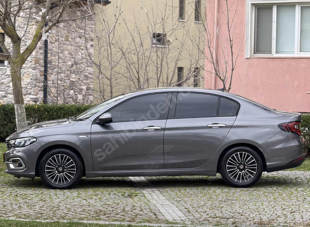2023 FİAT EGEA URBAN HATASIZ BOYASIZ İLK SAHİBİNDEN senetle araç