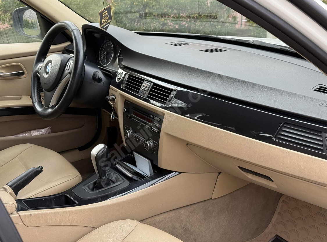 2011 BMW 320 D 184 HP LCİ EMSALSİZ KARTA TAKSİT