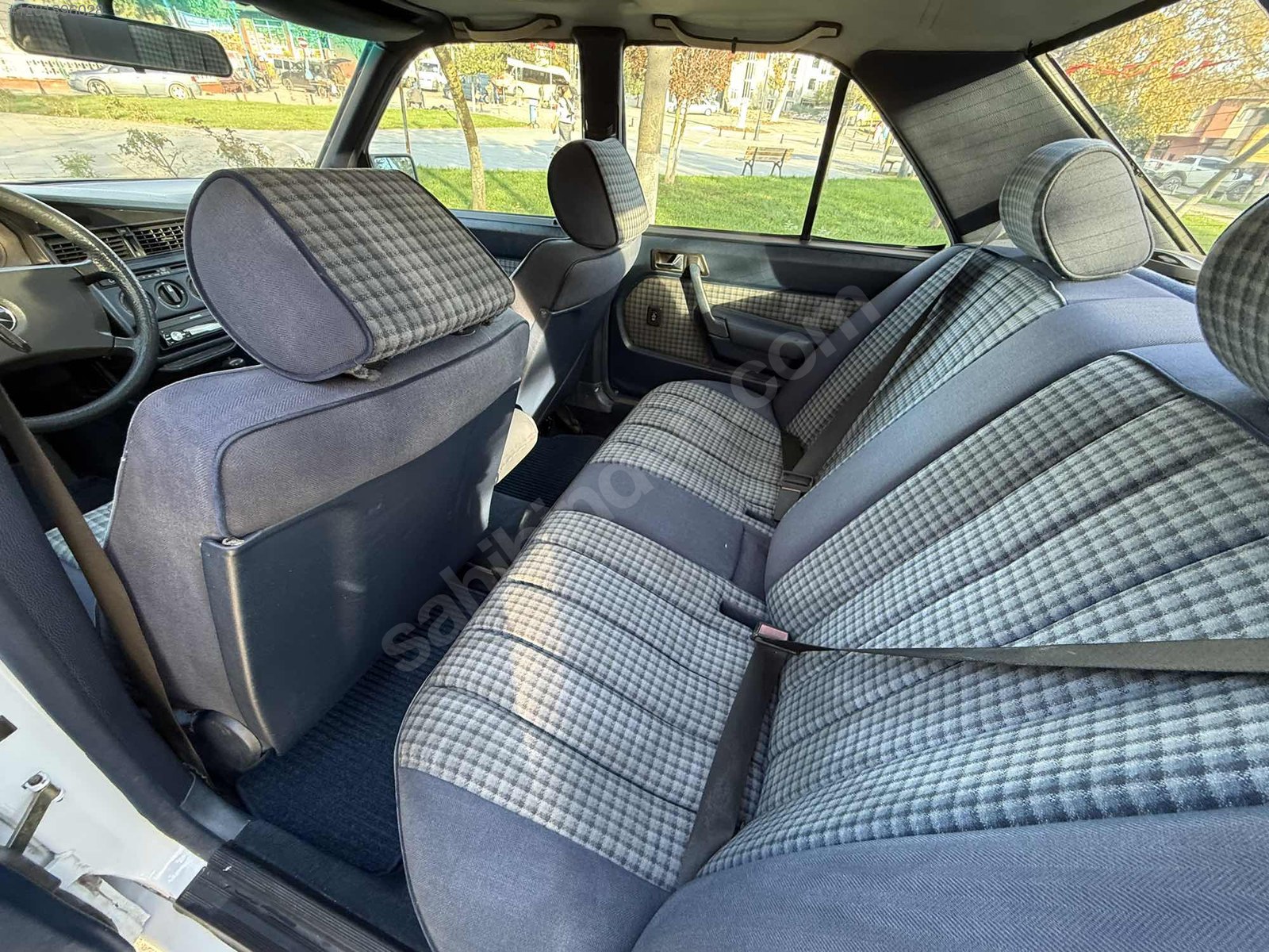 1990 190 E SPORTLINE OTOMATIK KLIMA LACIVERT SALON