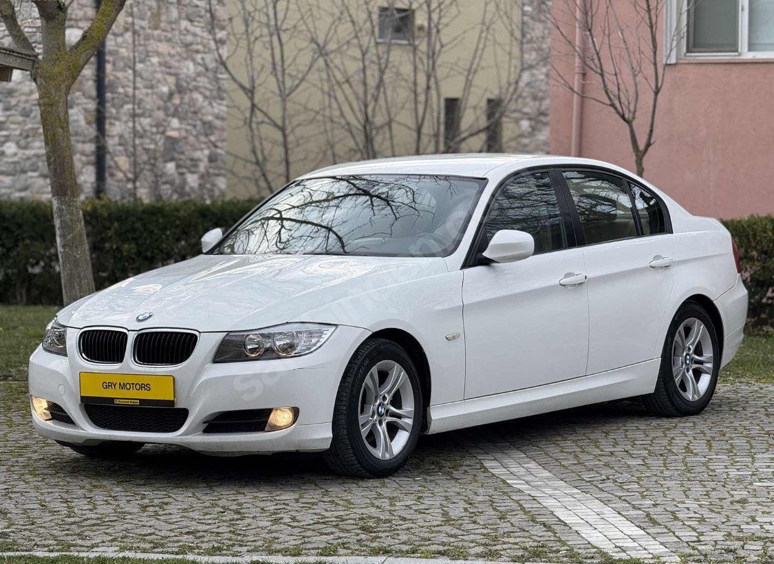 2011 BMW 320 D 184 HP LCİ EMSALSİZ KARTA TAKSİT