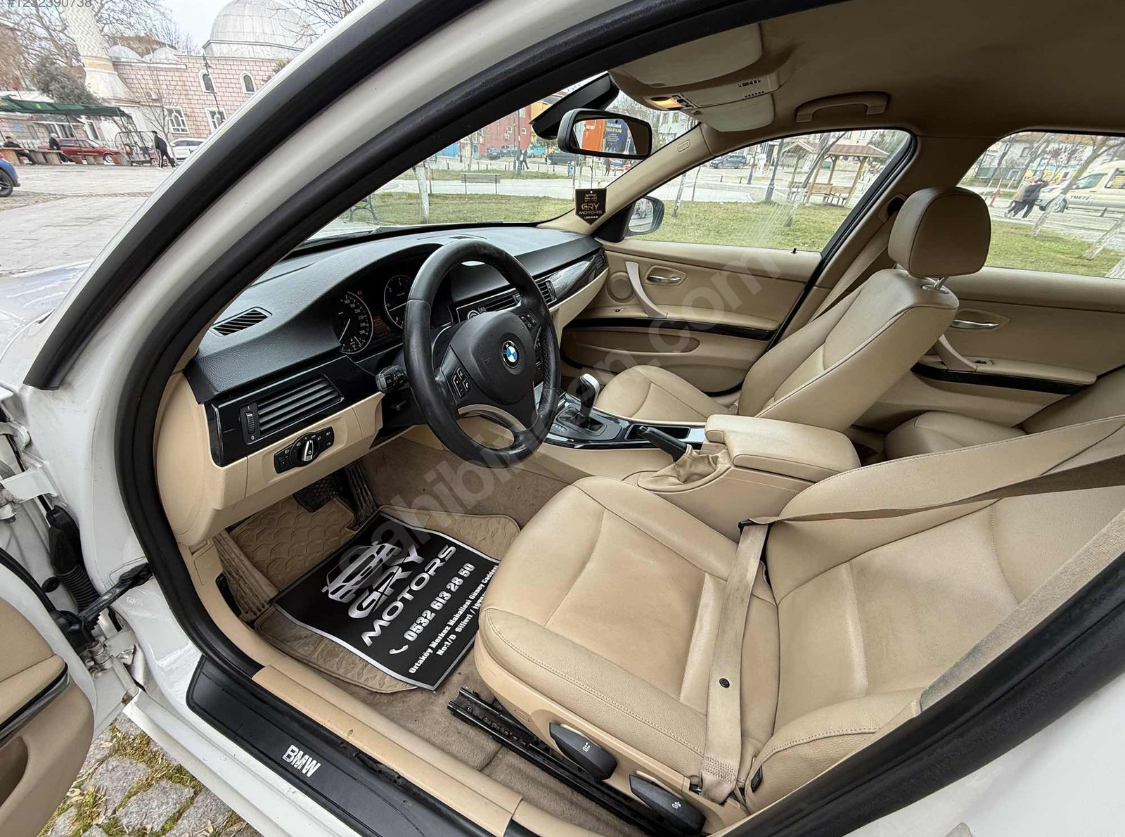 2011 BMW 320 D 184 HP LCİ EMSALSİZ KARTA TAKSİT