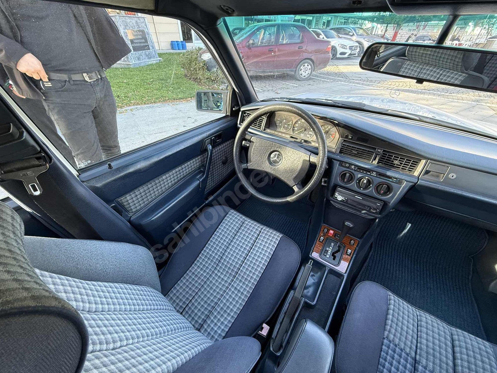 1990 190 E SPORTLINE OTOMATIK KLIMA LACIVERT SALON