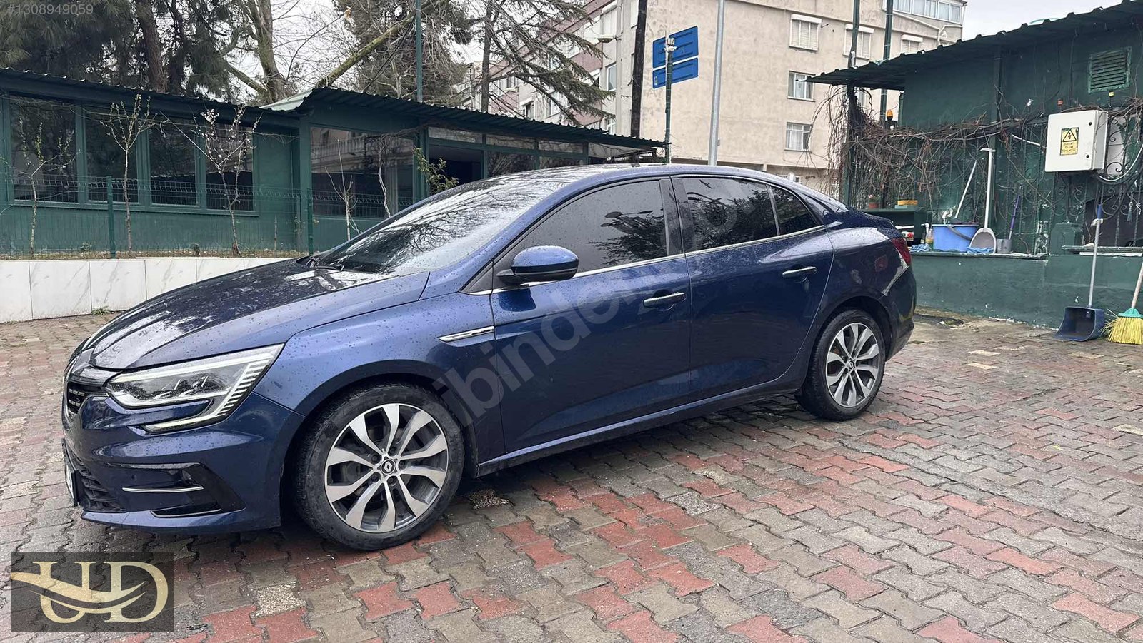 2023 MODEL MEGANE 1.3TCE İCON 74.000km TR DE EN UYGUN